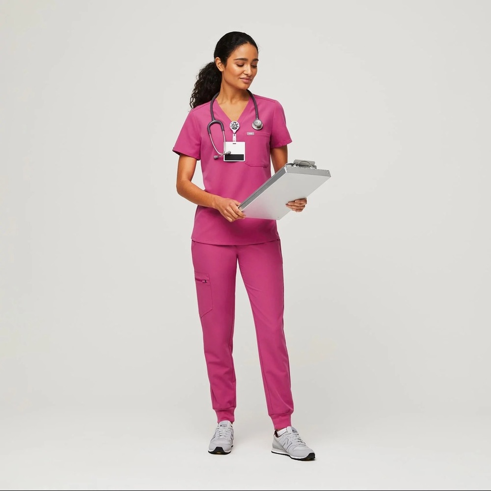Womens NWT Figs Scrub Top & Joggers - Electric Orchid, Small